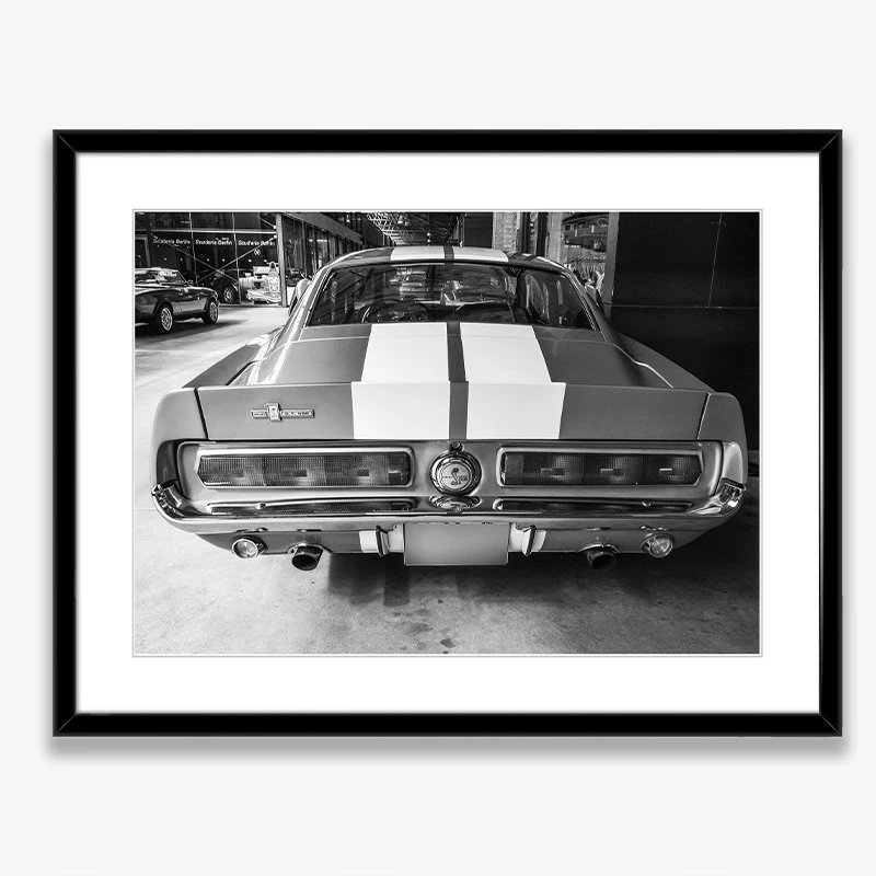 Siyah ve beyaz Ford Mustang kl - Interior Design Sketch incelemesi ve fiyatı